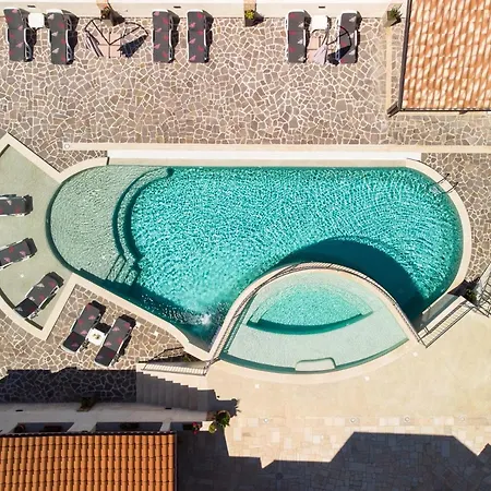 Apartment Alania Pula