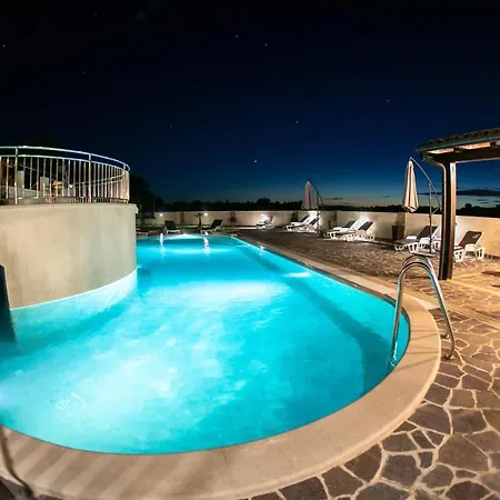Apartment Alania * Pula